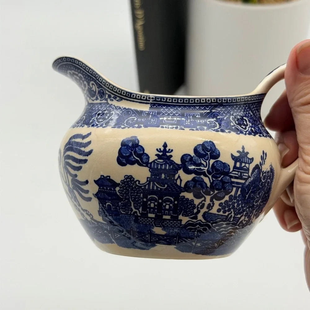 Vintage Blue Willow Pattern Ceramic Creamer Pitcher Blue White Chinoiserie